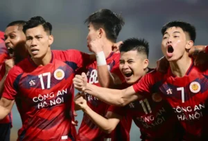 Tình hình lực lượng